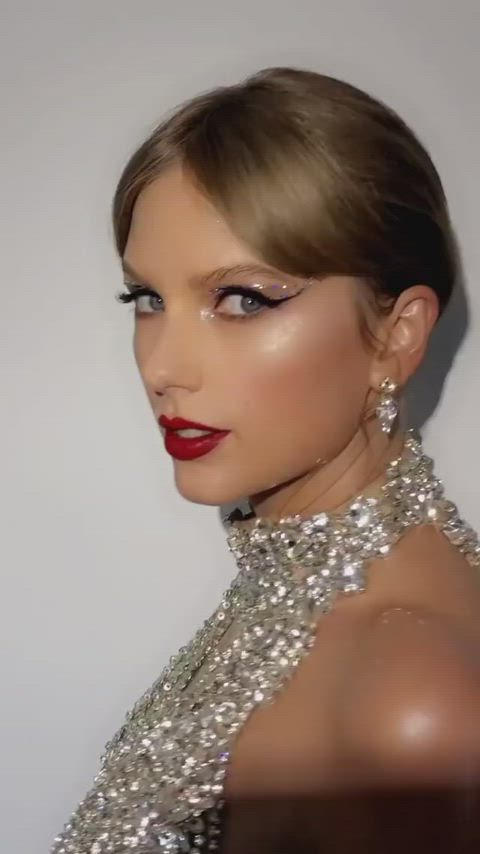 celebrity sexy taylor swift gif