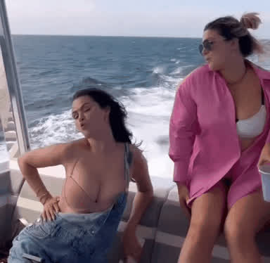 boobs celebrity selena gomez sex gif