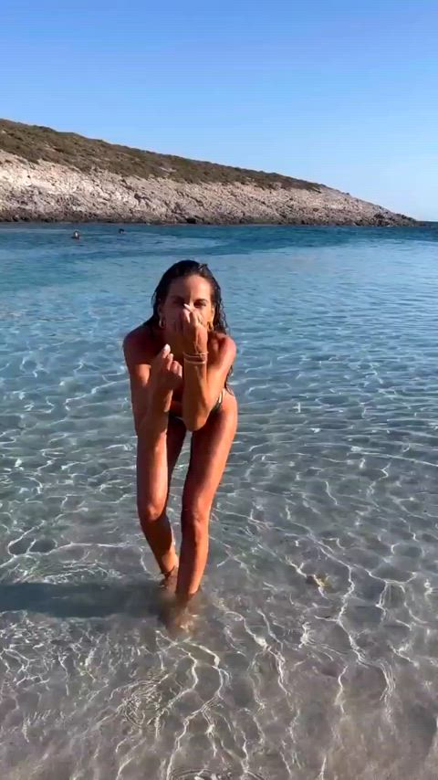 bikini sara sampaio wet gif