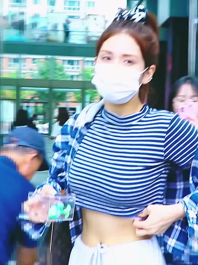 Somi 190626 6