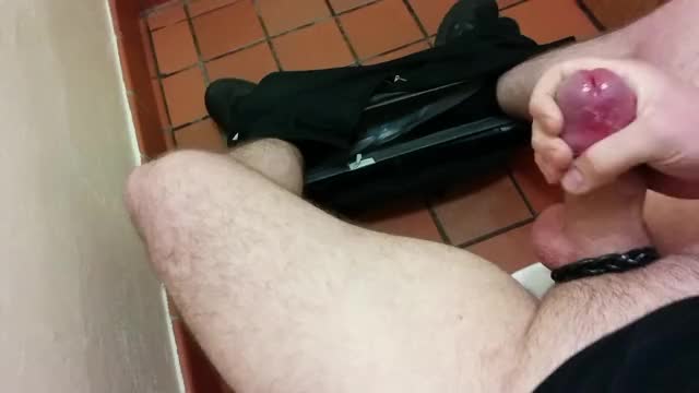 Desperate to cum, I ended up making a mess in my work toilet ?