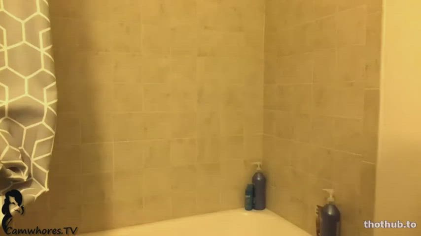 Petite Shower Strip gif