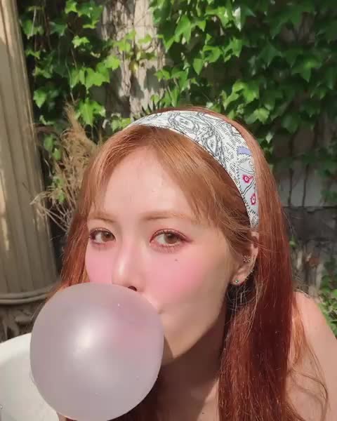 Hyuna so cute ??