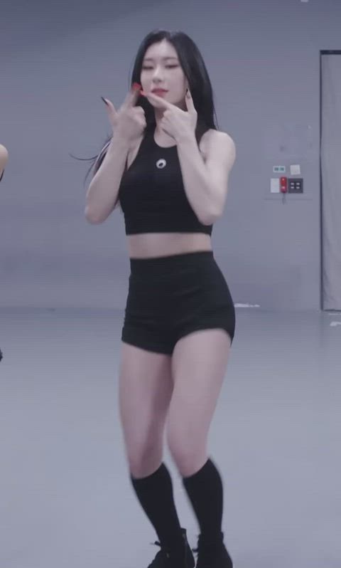 body celebrity korean gif