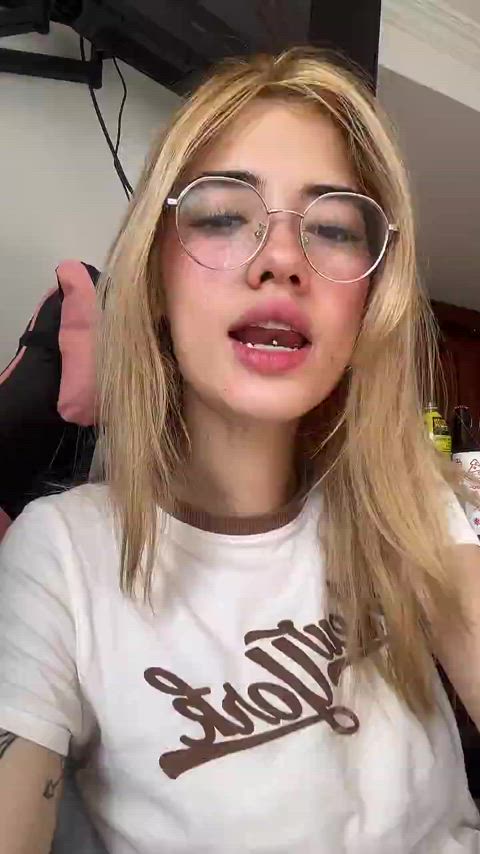 braless colombian cute glasses tiktok tik-tok gif