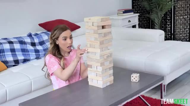 [ExxxtraSmall] Alita Lee - Huge Jenga (1 Min)