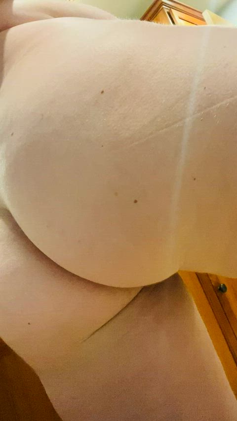 ass chubby pussy gif