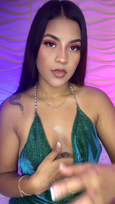 dress latina solo stripchat teasing teen tits gif