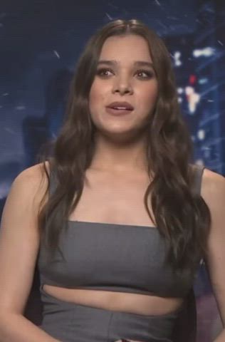 Hailee Steinfeld