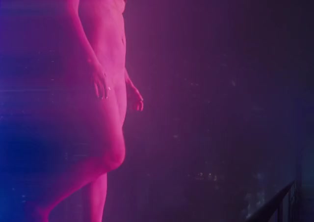 /r/celebrityplotarchive - Ana de Armas in Blade Runner 2049 (2017) [Cropped]