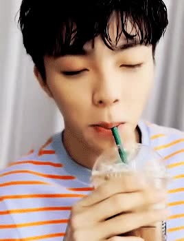 Chen Linong Drinking