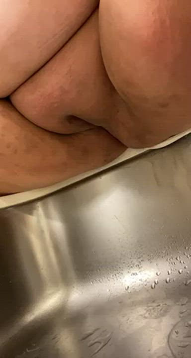 Brunette Female Pee Peeing Pussy Shaved Pussy gif