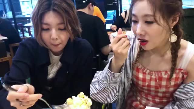 190501 [Dreamcatcher's VLOG] 가현이의 아시아투어 브이로그 1편 4