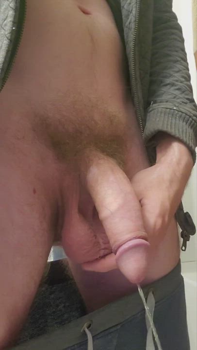 Pissing with my semi