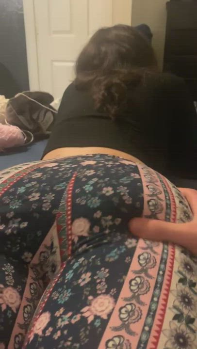 Does your wife twerk? Kik - Canadianinc