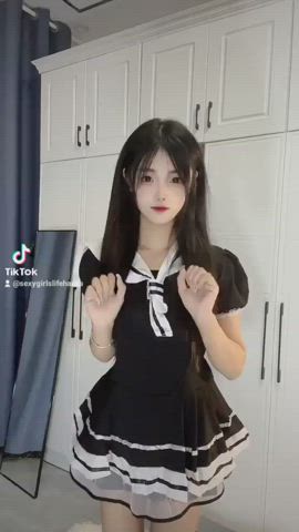 Tiktok Girl Dance