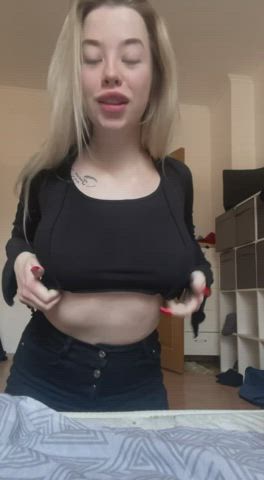 Can I drop these teen juicy titties right in your face?? Find my link below