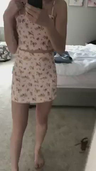 who's this girl bating in front of a mirror?
