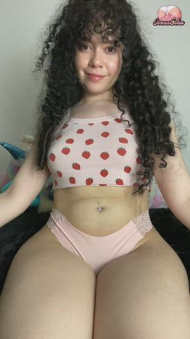 curly hair thick thighs titty drop bbw curvy gif