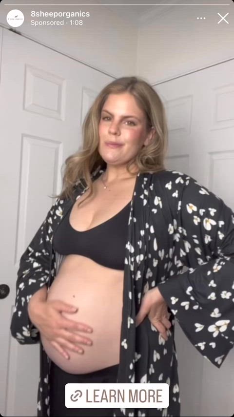 big tits candid cleavage legs milf pregnant gif