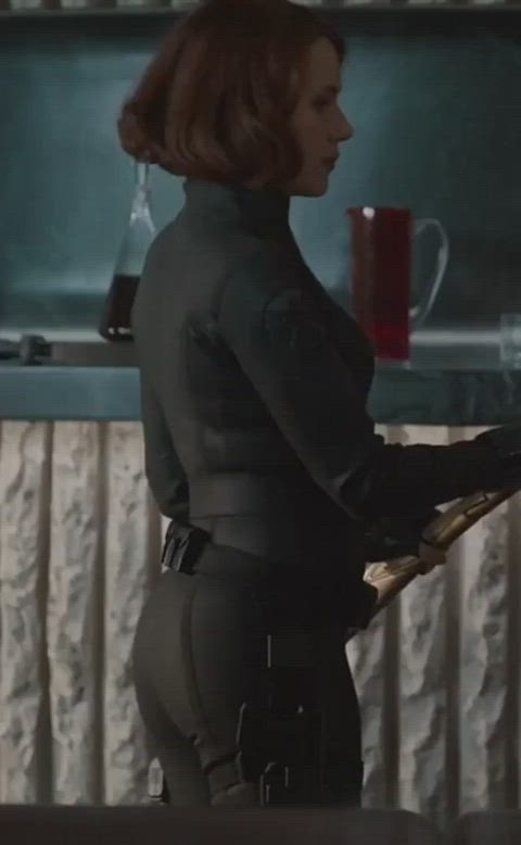 ass booty scarlett johansson gif