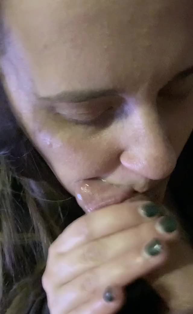 Monster cum shot in my eye lol!! Come see the rest!