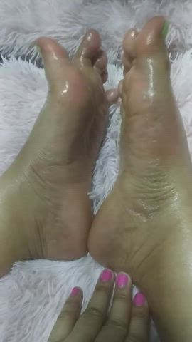 Amateur Feet Feet Fetish gif