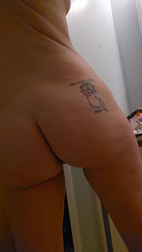 amateur ass booty milf nsfw nude selfie skinny cute-little-butts onlyfans-creators