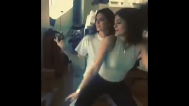 Kylie Jenner Grinding on Kendall