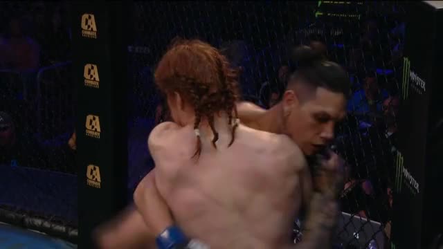 "The Alpha Ginger" Hunter Carlyle def Brian Del Rosario