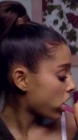 I’m just gonna leave this clip of Ariana grande here