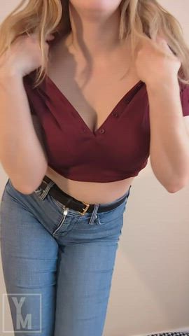 big tits dancing jeans natural tits onlyfans petite redhead strip tits gif