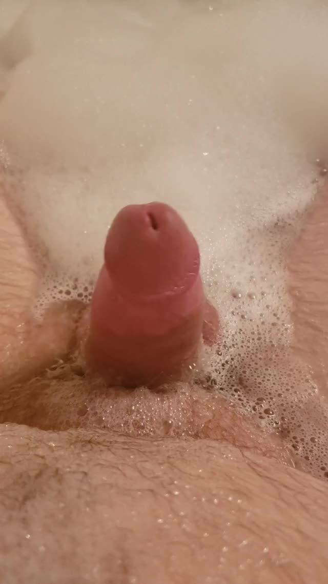 [20] Enjoying myself in the bath