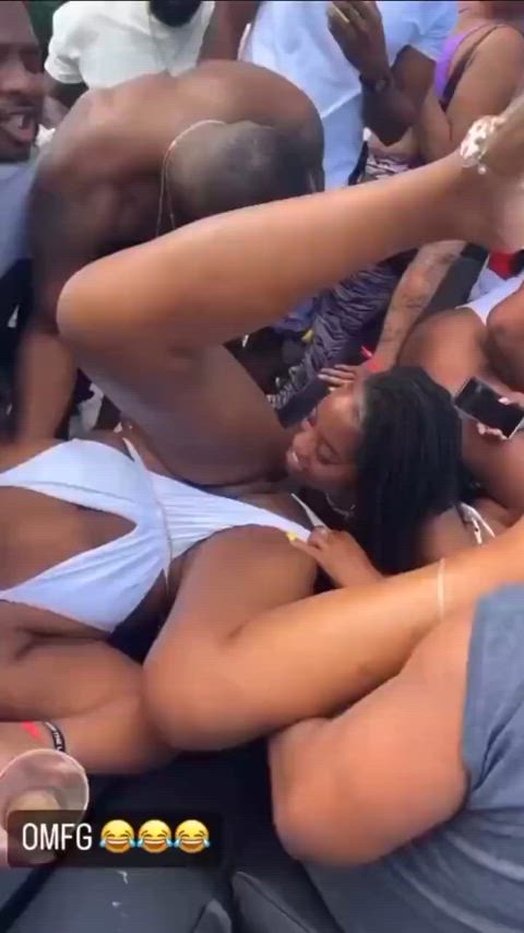 amateur caught exhibitionism exhibitionist lesbian outdoor public pussy licking sex