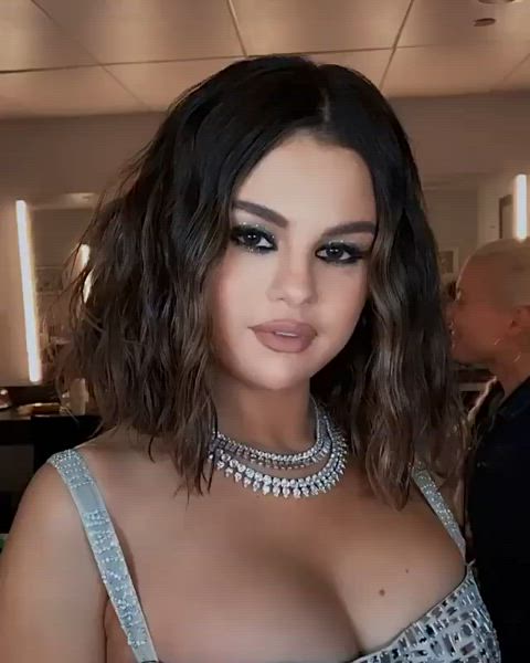 Selena gomez