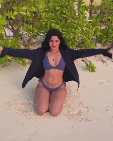 beach bikini celebrity cleavage desi indian riding tamil tits gif