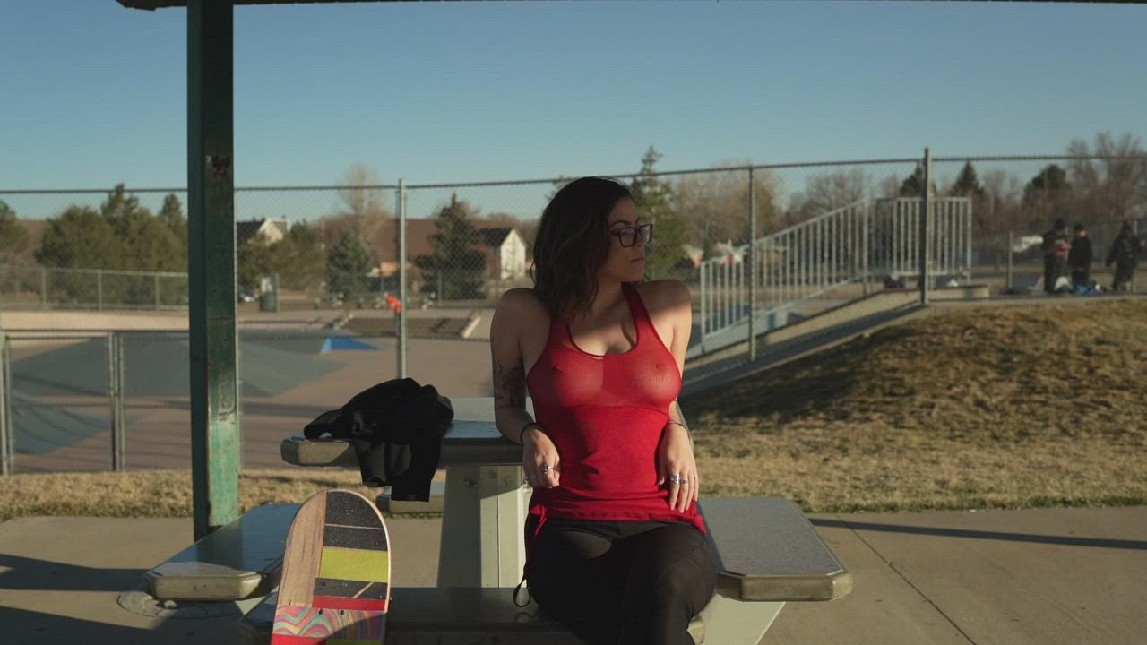 Boobies at the skatepark