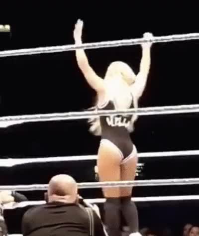 Carmella1.gif