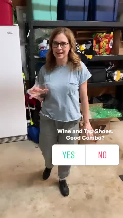 Jenna Fischer tap dancing