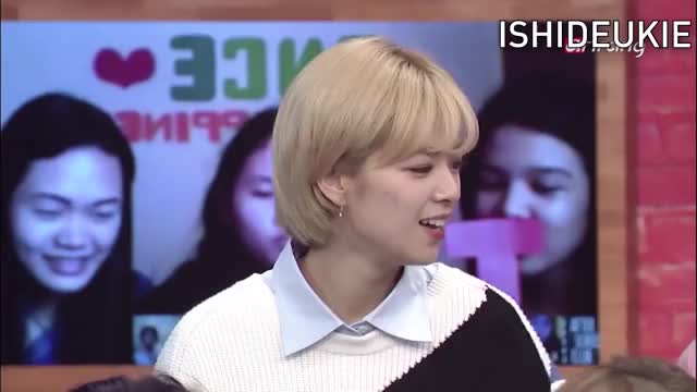 Jeongyeon Moments I think about alot