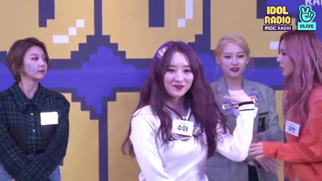 V LIVE - 'IDOL RADIO' ep#134- PIRI 좋다 (FEEL이 좋다) (w- 드림캐쳐) 60