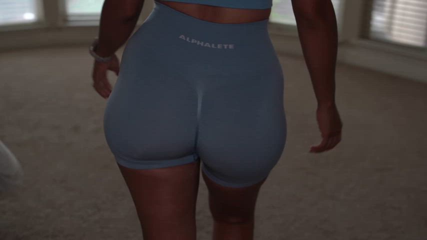 ass babe big ass booty hotwife latina onlyfans pawg solo bbw curvy thick-booty gif