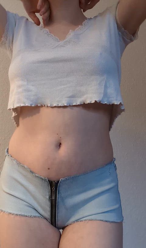 belly button stretching belly just-boobs gif