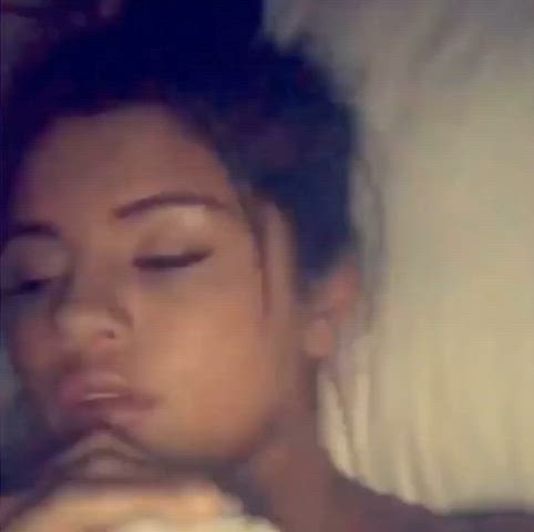 Selena Gomez so sleepy (2015)