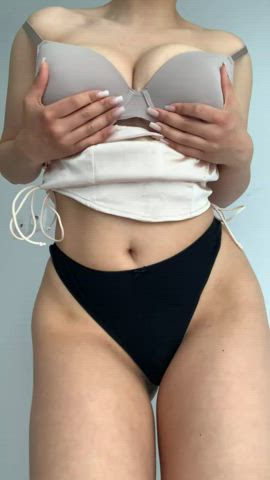 amateur ass big tits adorable-porn bigger-than-you-thought titty-drop gif