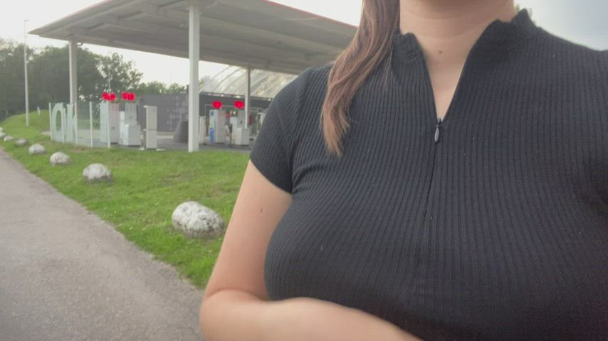 Showing my tits at the gas station [GIF]?