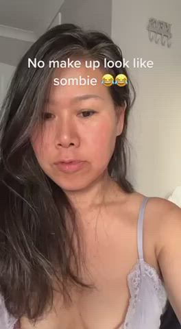 asian bra nipslip gif