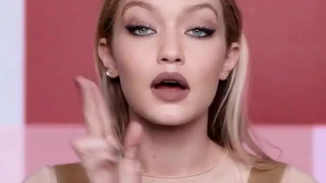 Maybelline SuperStay Matte Ink Un-Nude TV Commercial, 'Go Un