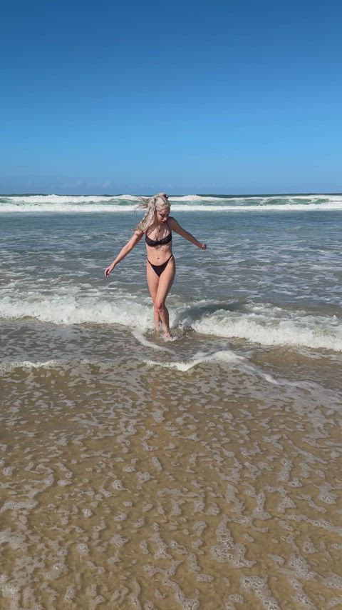 beach beautiful bikini blonde cute dancer public sexy teen wet gif