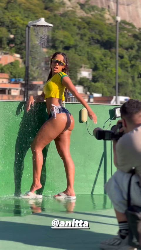 anitta ass big ass big tits brazilian celebrity dancing exhibitionism sexy latinas